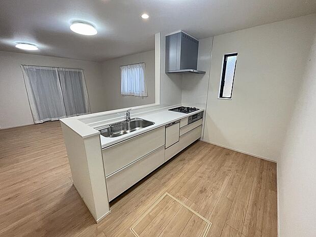 〜サンケイ商事にお任せください〜当社は地元密着型　お客様のご要望・期待にお応えします。