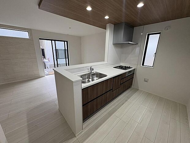 〜サンケイ商事にお任せください〜当社は地元密着型　お客様のご要望・期待にお応えします。