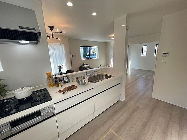 〜サンケイ商事にお任せください〜当社は地元密着型　お客様のご要望・期待にお応えします。