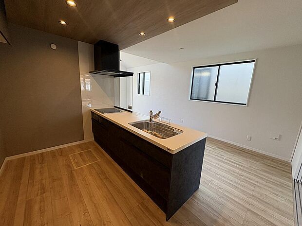 〜サンケイ商事にお任せください〜当社は地元密着型 お客様のご要望・期待にお応えします。