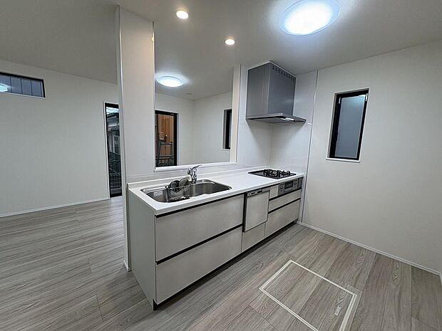 〜サンケイ商事にお任せください〜当社は地元密着型　お客様のご要望・期待にお応えします。