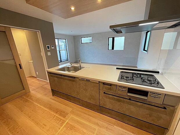 〜サンケイ商事にお任せください〜当社は地元密着型　お客様のご要望・期待にお応えします。