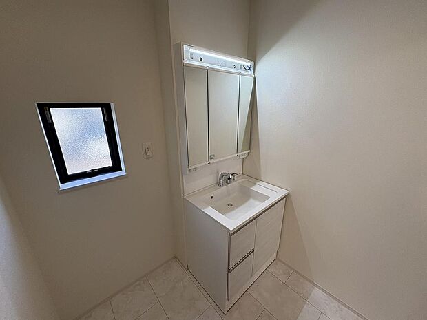 〜サンケイ商事にお任せください〜当社は地元密着型　お客様のご要望・期待にお応えします。