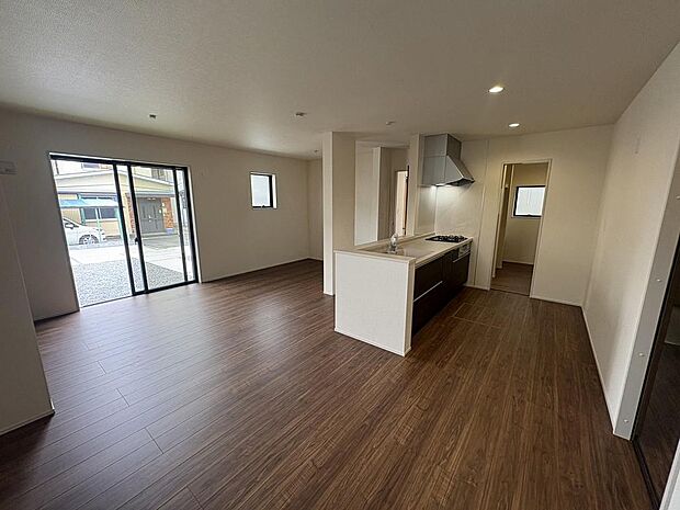 〜サンケイ商事にお任せください〜当社は地元密着型　お客様のご要望・期待にお応えします。