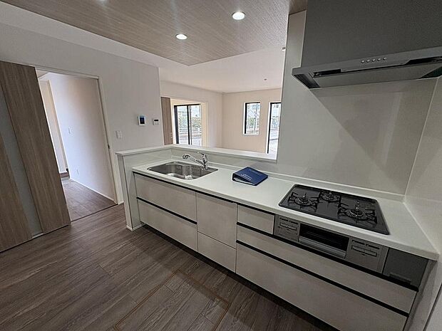 〜サンケイ商事にお任せください〜当社は地元密着型　お客様のご要望・期待にお応え〜サンケイ商事にお任せください〜当社は地元密着型　お客様のご要望・期待にお応えします。します。