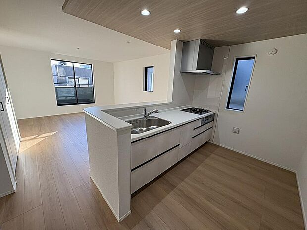 〜サンケイ商事にお任せください〜当社は地元密着型　お客様のご要望・期待にお応えします。