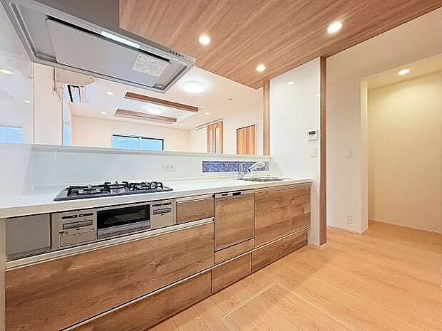 〜サンケイ商事にお任せください〜当社は地元密着型　お客様のご要望・期待にお応えします。