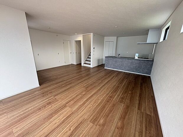 〜サンケイ商事にお任せください〜当社は地元密着型　お客様のご要望・期待にお応えします。