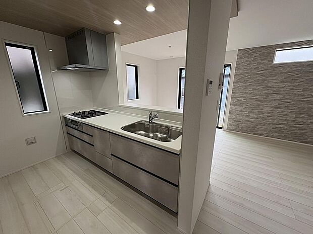 〜サンケイ商事にお任せください〜当社は地元密着型　お客様のご要望・期待にお応えします。