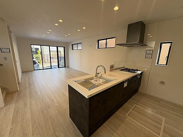 〜サンケイ商事にお任せください〜当社は地元密着型 お客様のご要望・期待にお応えします。〜サンケイ商事にお任せください〜当社は地元密着型 お客様のご要望・期待にお応えします。