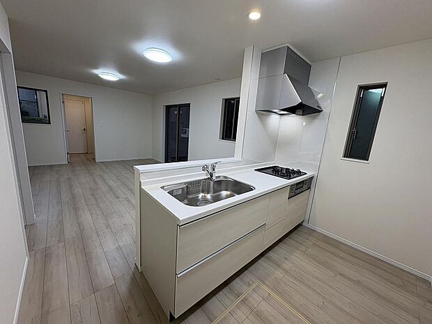 〜サンケイ商事にお任せください〜当社は地元密着〜サンケイ商事にお任せください〜当社は地元密着型 お客様のご要望・期待にお応えします。お客様のご要望・期待にお応えします。