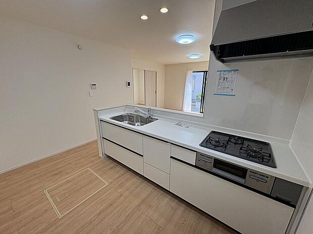 〜サンケイ商事にお任せください〜当社は地元密着型　お客様のご要望・期待にお応えします。