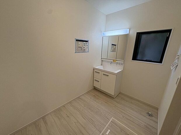 〜サンケイ商事にお任せください〜当社は地元密着型　お客様のご要望・期待にお応えします。