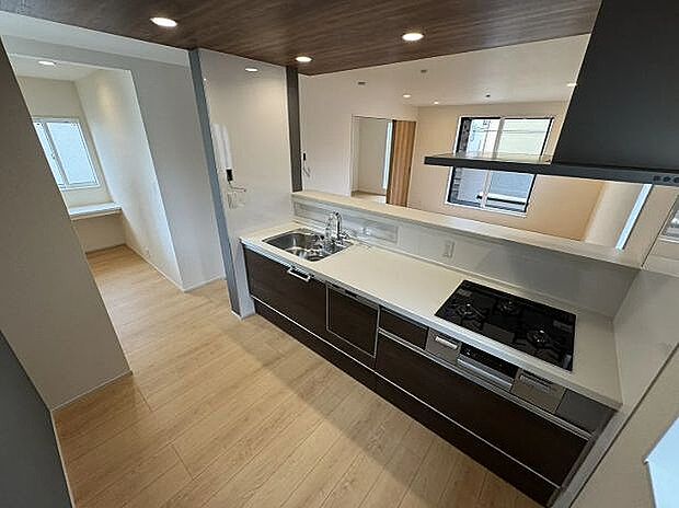 〜サンケイ商事にお任せください〜当社は地元密着型　お客様のご要望・期待にお応えします。