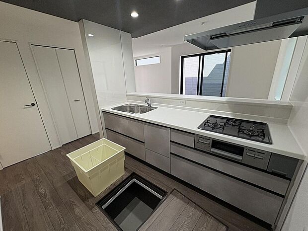 〜サンケイ商事にお任せください〜当社は地元密着型　お客様のご要望・期待にお応えします。