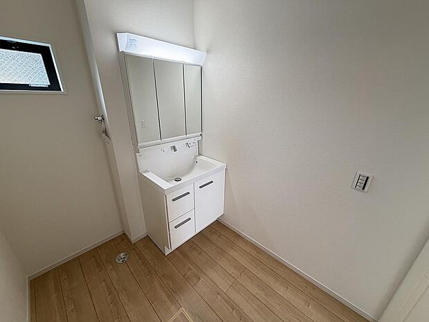〜サンケイ商事にお任せください〜当社は地元密着型　お客様のご要望・期待にお応えします。