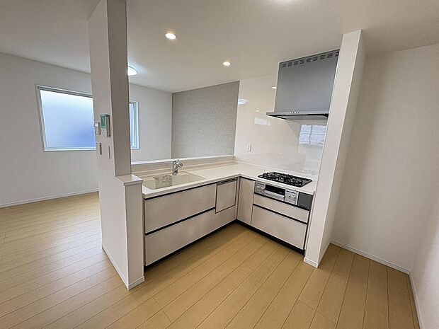 〜サンケイ商事にお任せください〜当社は地元密着型　お客様のご要望・期待にお応えします。