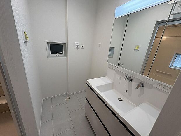 〜サンケイ商事にお任せください〜当社は地元密着型　お客様のご要望・期待にお応えします。