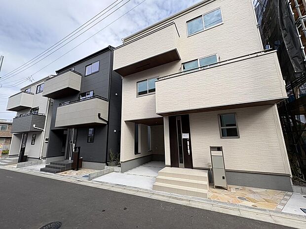 〜サンケイ商事にお任せください〜当社は地元密着型 お客様のご要望・〜サンケイ商事にお任せください〜当社は地元密着型 お客様のご要望・期待にお応えします。期待にお応えします。