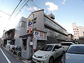 京都市中京区猪熊通蛸薬師下る下瓦町 3階建 築39年のイメージ