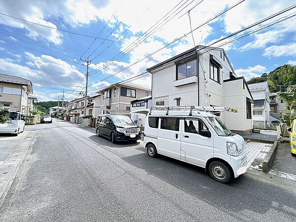 【内外装リフォーム中9/28更新】価格には消費税、リフォーム費用を含みます。リフォーム中でもご案内可能。内覧希望の方はお電話ください。駐車はL字2台可能に整備します。