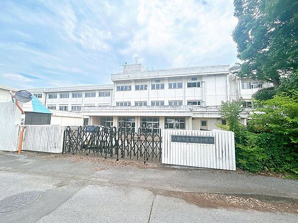 八街市立実住小学校 実住小学校まで約1500ｍ（徒歩約19分） 1540m