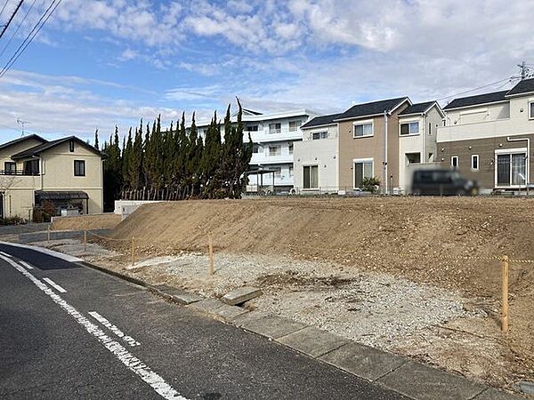 ◎建築条件なしの売土地です！お好きなハウスメーカーで建築できます！当店では、ハウスメーカーのご紹介もできます！お客様のドキドキをワクワクに変えてくれる営業とお家づくり、イチから一緒に始めませんか？