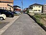 外観：前面道路含む現地写真