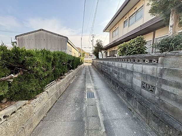 前面道路含む現地写真