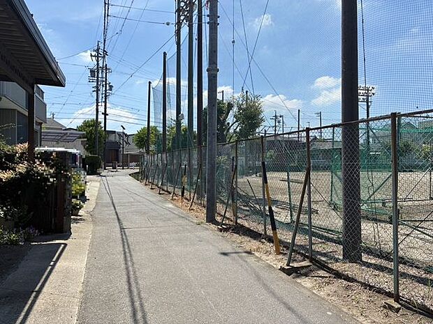 前面道路含む現地写真