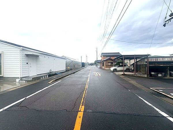 前面道路含む現地写真
