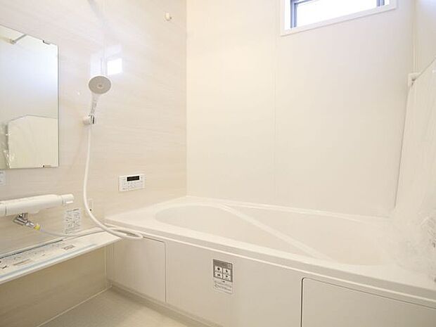 バスルームでゆっくりと疲れを癒してください！