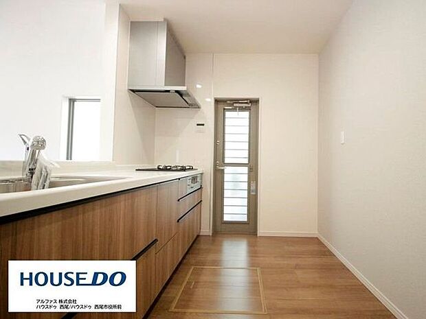 同型写真（キッチン）