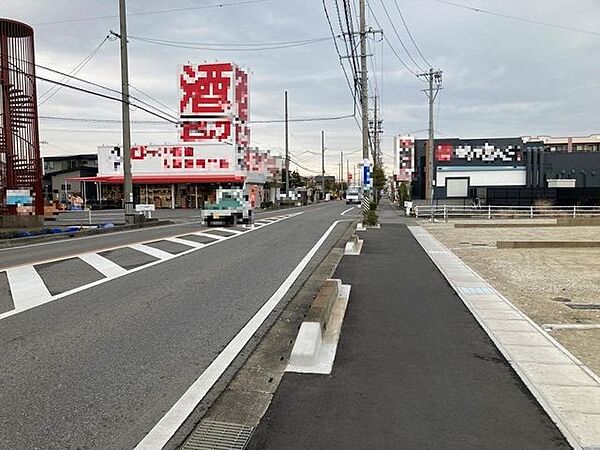 前面道路含む現地写真