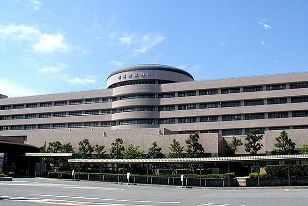 西尾市民病院 810m