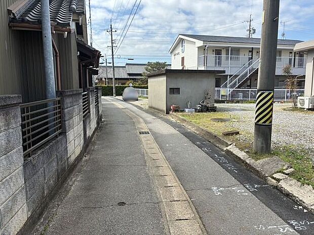 前面道路含む現地写真