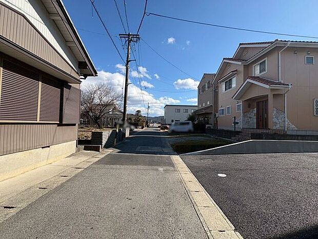前面道路含む現地写真