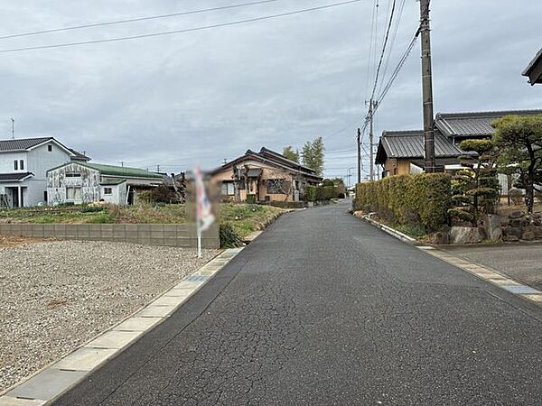 前面道路含む現地写真