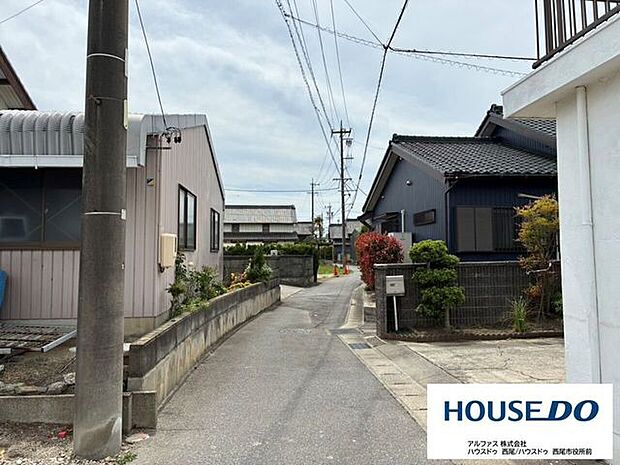 前面道路含む現地写真