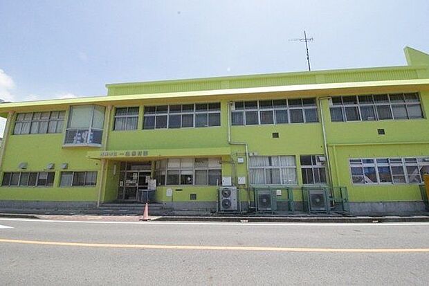 西尾市立一色保育園 1080m
