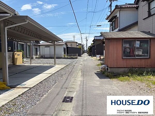 前面道路含む現地写真