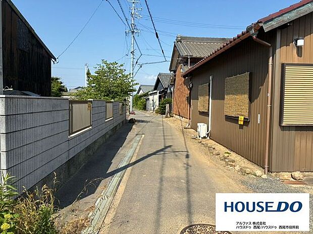 前面道路含む現地写真
