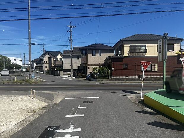 前面道路含む現地写真