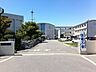 周辺：鶴城中学校 440m