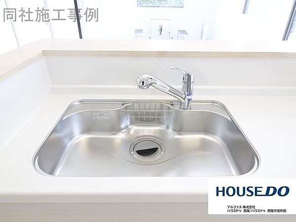 同型写真（キッチン）