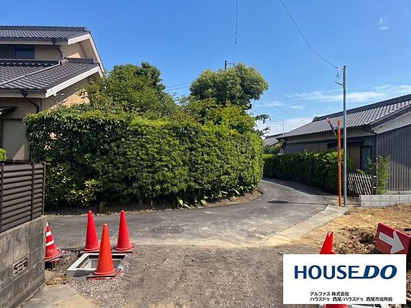 前面道路含む現地写真