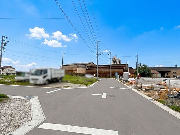 前面道路含む現地写真