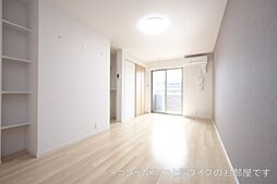 フルール・ド・リス I 1階1LDKのリビング/ダイニング