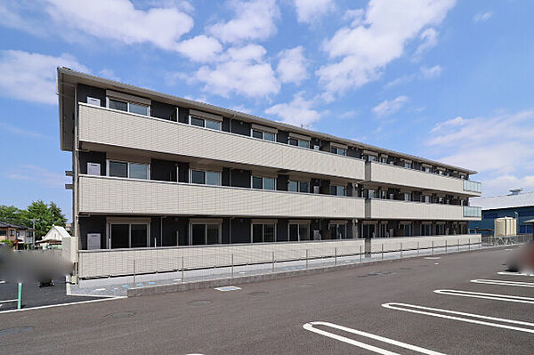 apartment 茨城県古河市下辺見
地図を見る