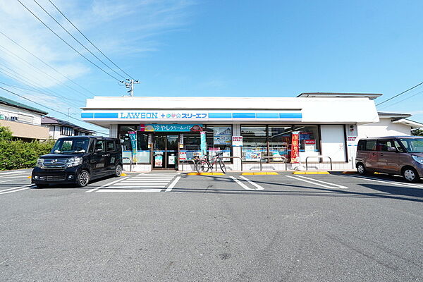 ローソンスリーエフ平塚田村店